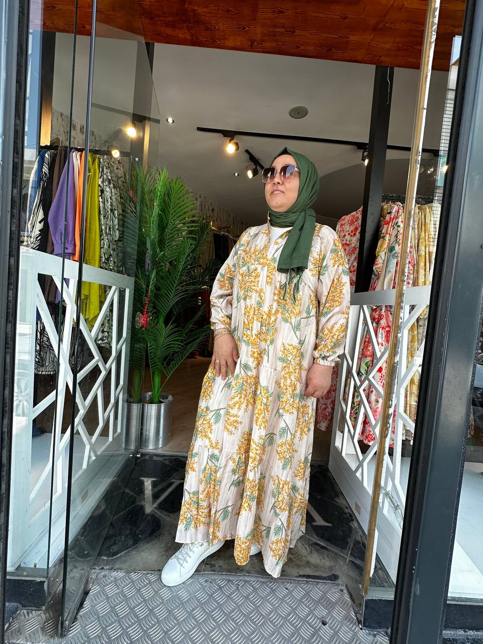 YAZ ESİNTİSİ ELBİSE - SARI