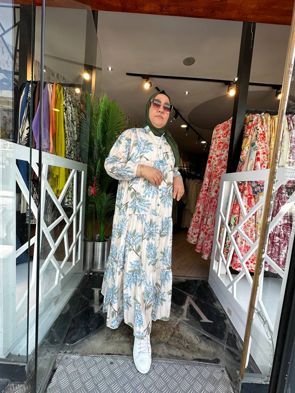 YAZ ESİNTİSİ ELBİSE - MAVİ